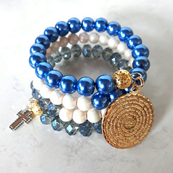 Padre Nuestro/Lord's Prayer Memory Wire Bracelet - Picture 2 of 8